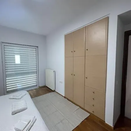 Glyfada 3 Bed: Modern & Cozy Apartmán Atény